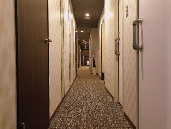 シースリー(C3)盛岡店の店舗の様子